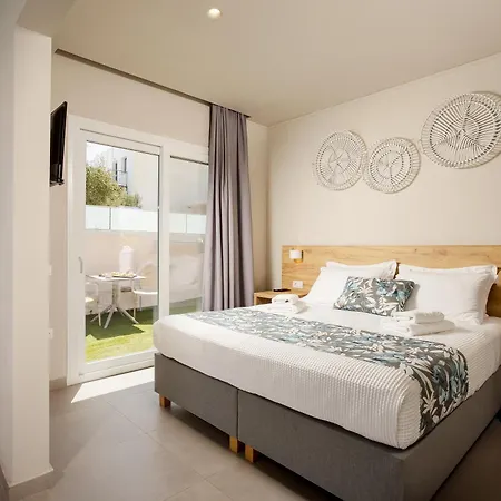 Aparthotel Sarpidon