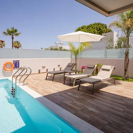 Sarpidon Aparthotel 2*